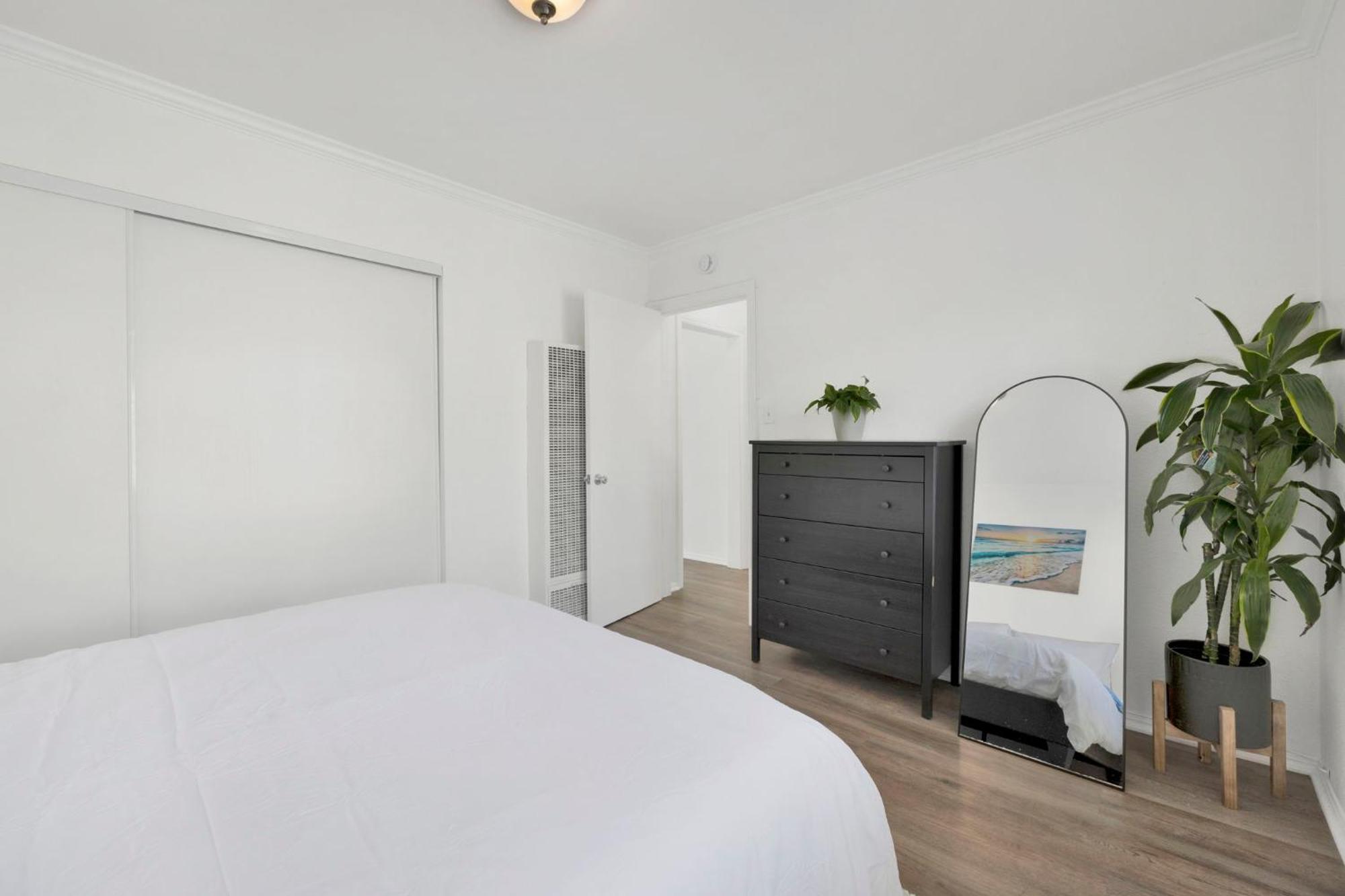 Appartement Cozy, Luxurious, Oasis, With Free Parking *