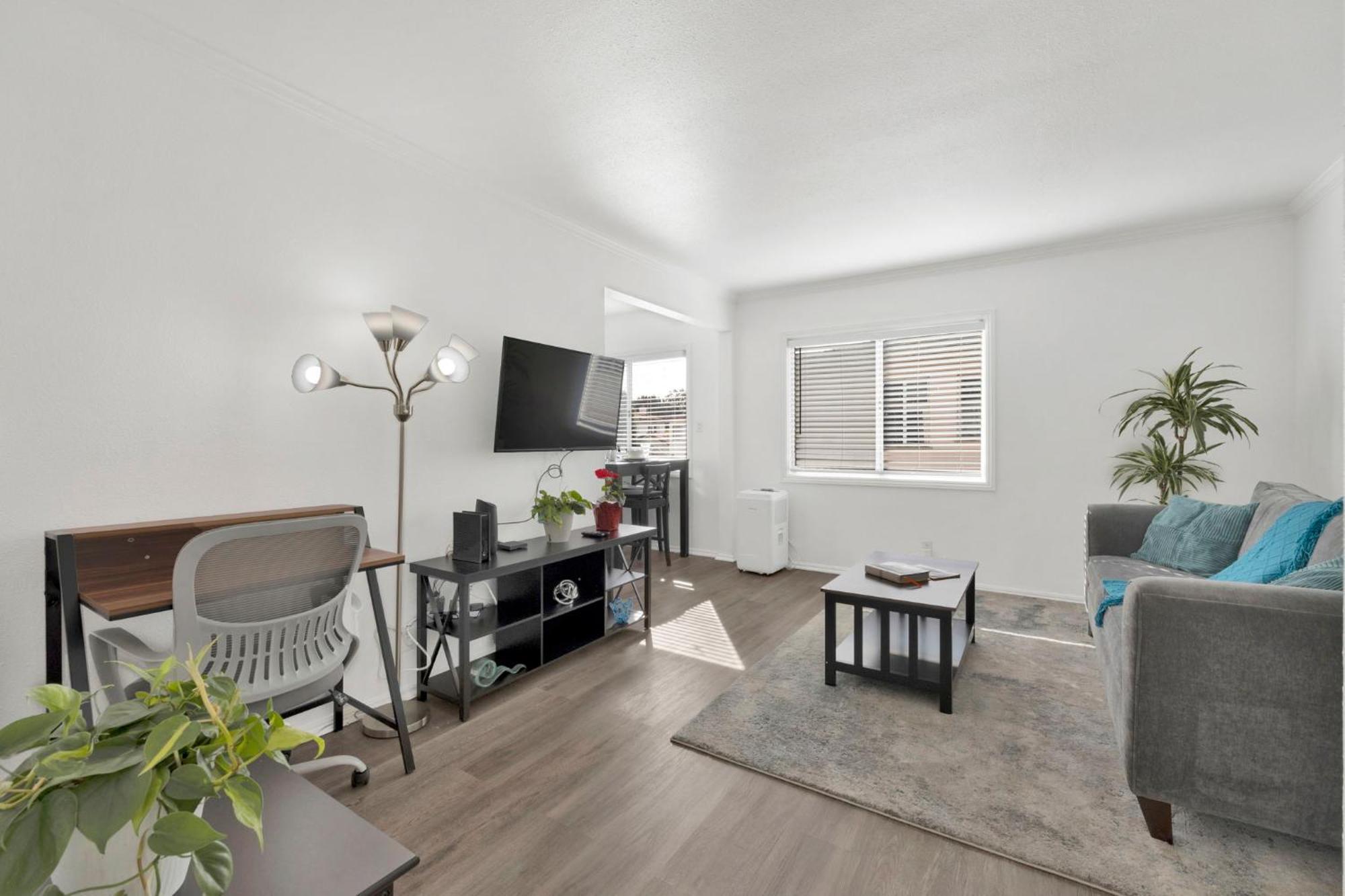 Appartement Cozy, Luxurious, Oasis, With Free Parking *
