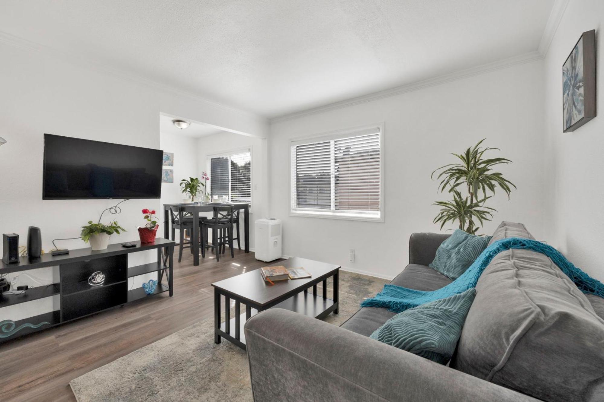 Appartement Cozy, Luxurious, Oasis, With Free Parking